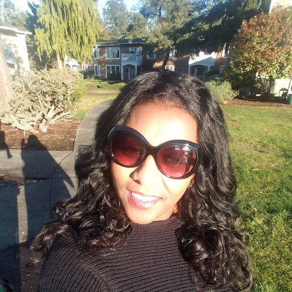 Meet your Posher, Amakel - Picture 1 of 1